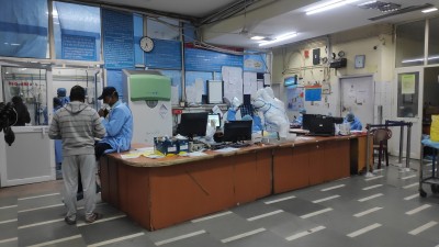 AIIMS nurses strike: Docs return half of patients from emergency wards