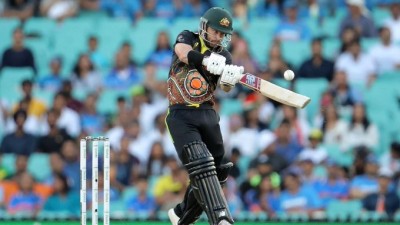 2nd T20I: Wade, Smith help Australia set 195-run target for India