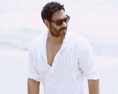 Ajay Devgn begins shooting for next directorial 'MayDay'