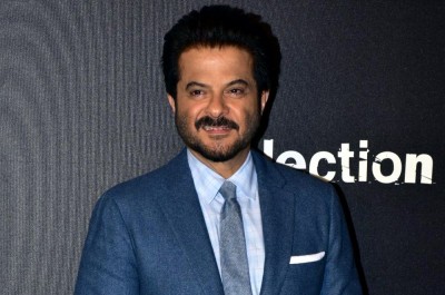 Anil Kapoor refutes rumours, says he has tested Covid positive
