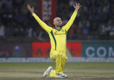 Aussie off-spinner Lyon traps batsmen with bounce: Harbhajan