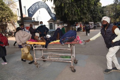 Bihar junior doctors continue strike, attack government