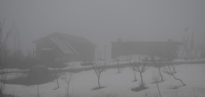 Dense fog in Jammu city, minus 13 in Leh