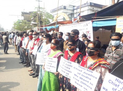 Despite chilly weather, Tripura teachers continue indefinite stir, reject govt offer