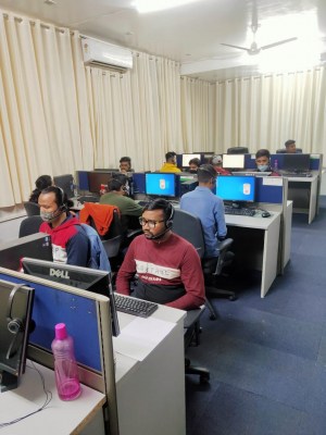 Fake call centre duping US nationals busted, 2 held