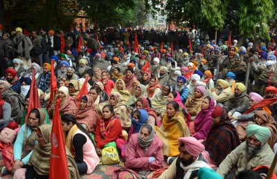 Farmers, BJP activists face-off in Punjab, Haryana