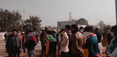 Gurugram police detain group for sitting on Delhi-Jaipur Expressway