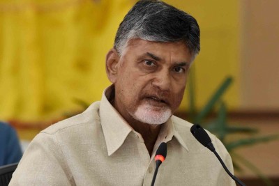 How can YSR statue be installed with Central funds: Naidu