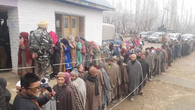 J&K DDC polls 4th Phase: 41.94% votes polled in 6 hours (2nd Ld)