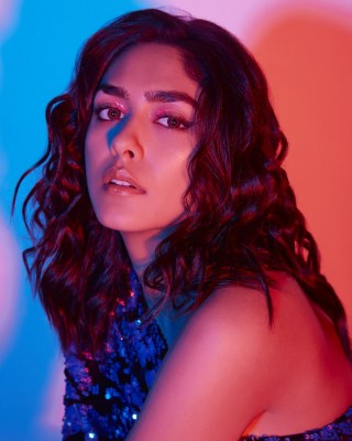 Mrunal Thakur excited about her roster of films in 2021