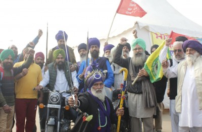 On 11th day, Singhu protest site turns into 'Mini Punjab'