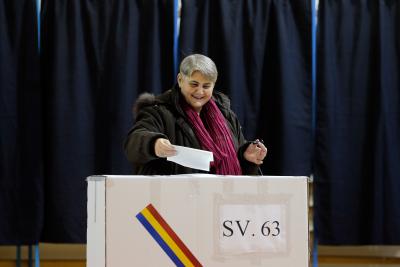 Romania's main opposition scores best in parliamentary polls: Exit polls