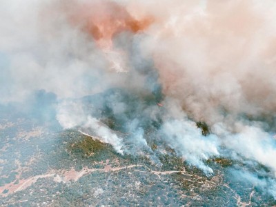 Satellite photos show severe damage in US' record 2020 wildfire season