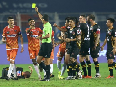 10-man Goa hold East Bengal to 1-1 draw