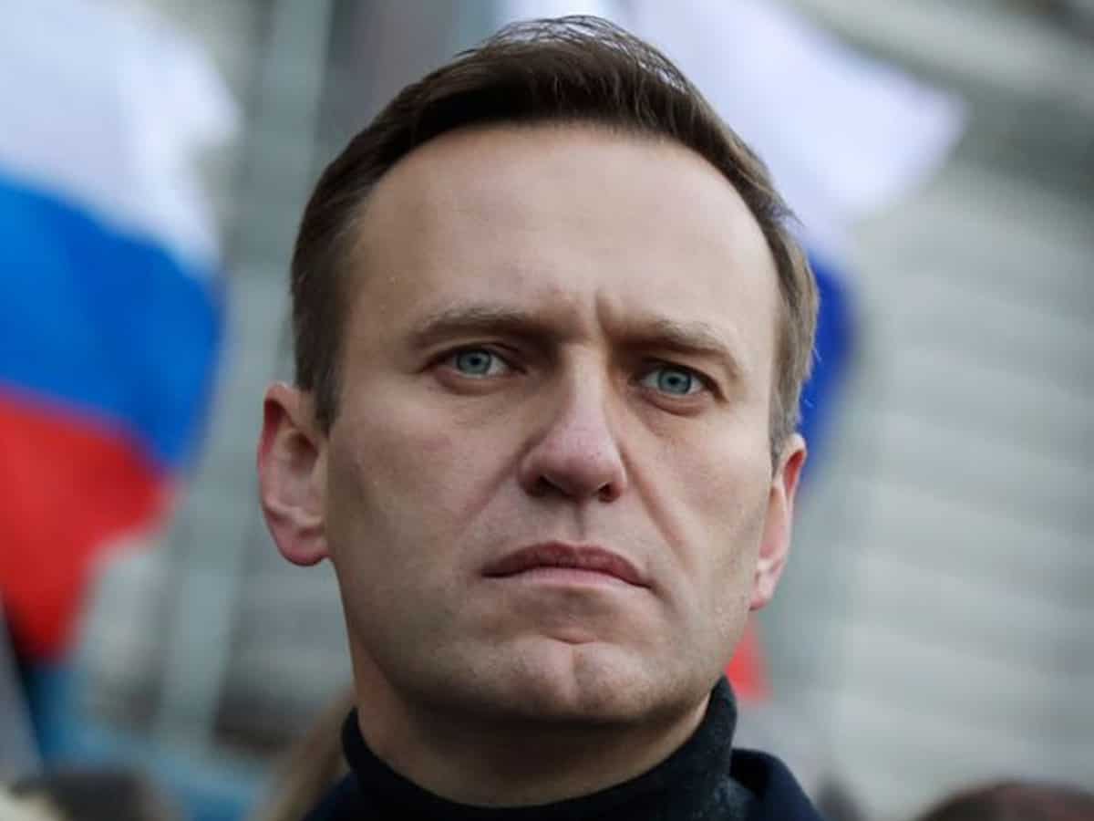 Celebrities demand medical help for Navalny