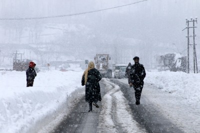 Another spell of light snow, rain likely in J&K soon