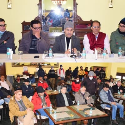 B'wood delegation assures support to local producers, artists in Kashmir