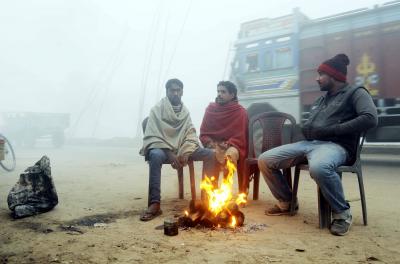 Cold wave hits Bihar, fog reduces visibility