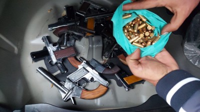 Delhi police nab key member of illegal arms ring, seize 35 pistols