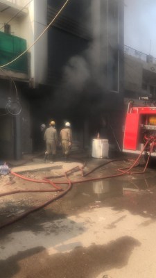 Fire at hardware shop in Delhi, no casualty