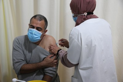 Israel starts Covid-19 vaccination for educational workers