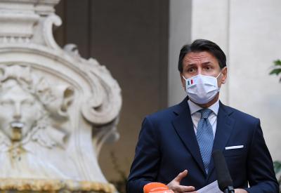 Italy reopens museums, extends nationwide anti-virus curfew