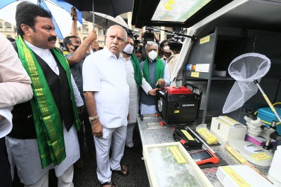 K'taka rolls out 40 mobile agro clinics to help farmers