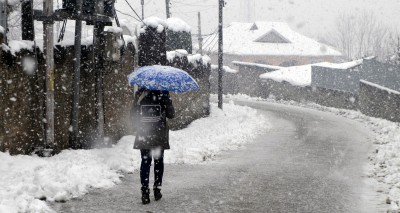 Light to heavy snowfall forecast in J&K over next 3 days