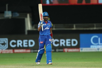 Prithvi Shaw retained by Delhi Capitals; Carey, Roy released