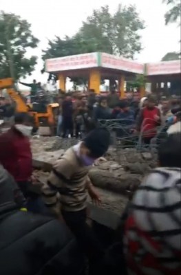 Roof of cemetery collapses in Ghaziabad, 19 dead, 20 injured