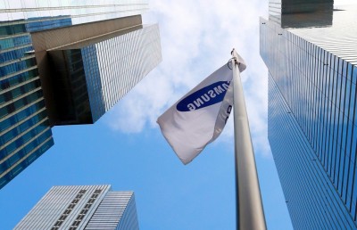 Samsung says sold 67M handsets in Q4, tablets reach 10M units