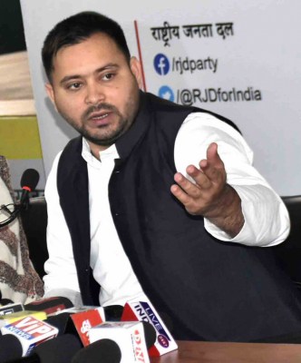 Tejashwi flays Nitish for circular against anti-government social media posts