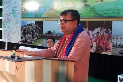 Tripura teachers continue sit-in amid winter chill