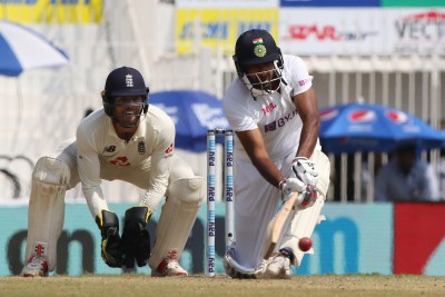 Ashwin's experience pays off as he 'ambushes' England