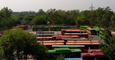 BJP flays Delhi govt decision to withdraw buses from security forces