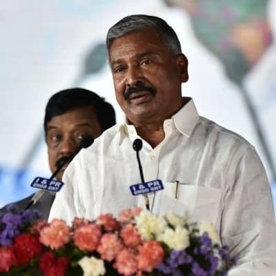 HC allows Andhra Minister Peddireddi to talk to media