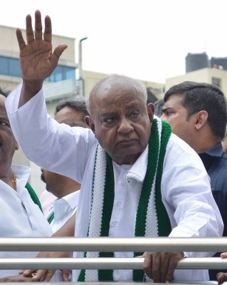 JD (S) won't contest by-elections due to lack of resources: Deve Gowda