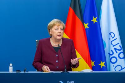 Merkel calls for strengthening multilateralism