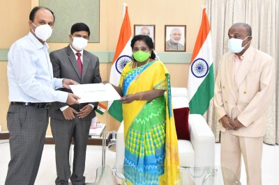 Tamilisai receives Warrant of Appointment as Puducherry LG