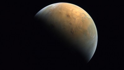 UAE probe sends first image of Mars to national space agency