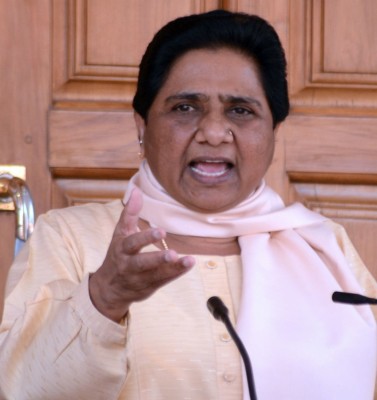 Use barbed wires on India borders, not against farmers: Mayawati