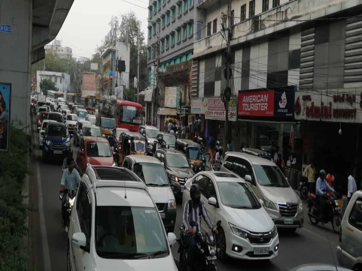 Hyderabad: Commissioner CV Anand releases Traffic advisory for Eid