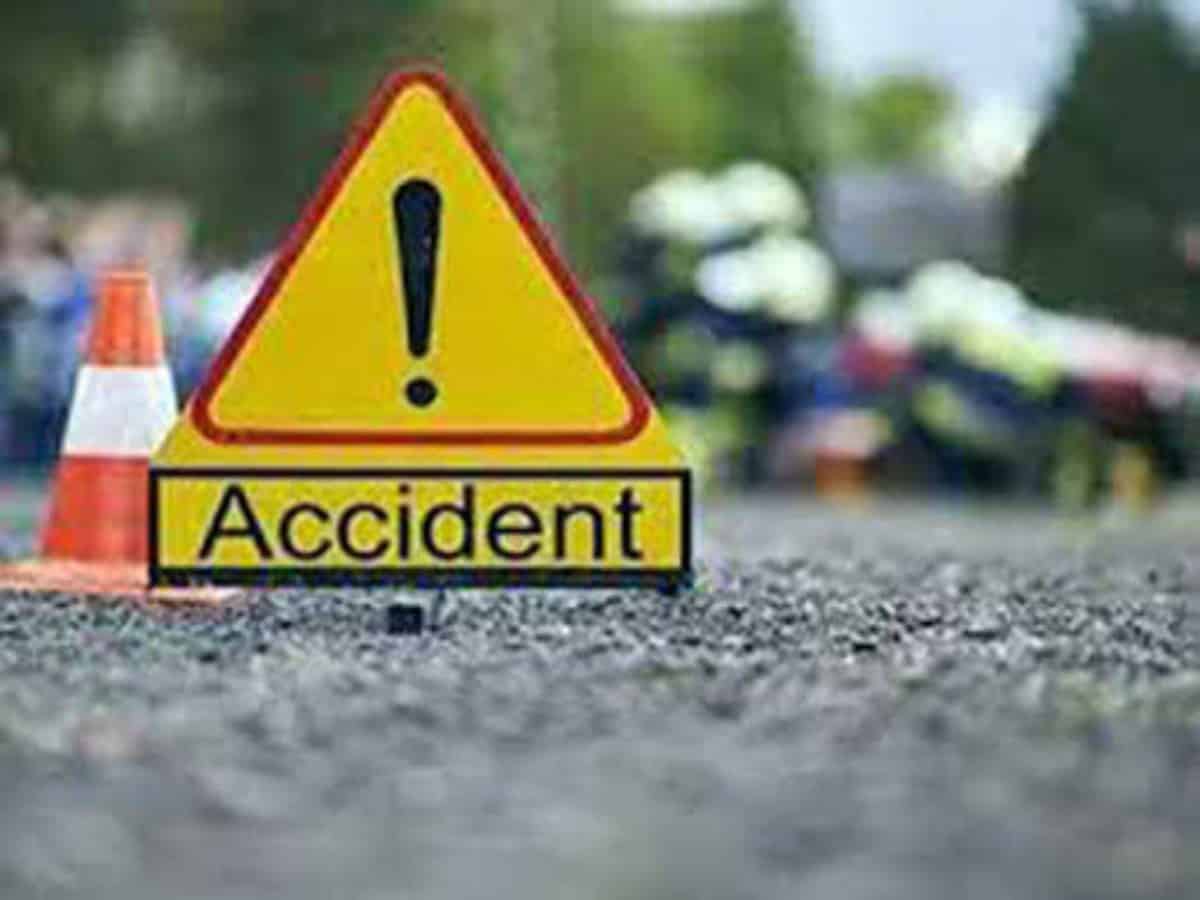 Accidents in two separate incidents killed one and left two injured in Sangareddy