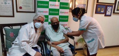 107-year-old Delhi man gets Covid vaccine shot