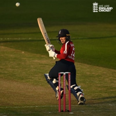 England's Beaumont jumps to top of women's ODI rankings