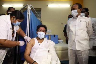MoS Kishan Reddy receives Covid vax