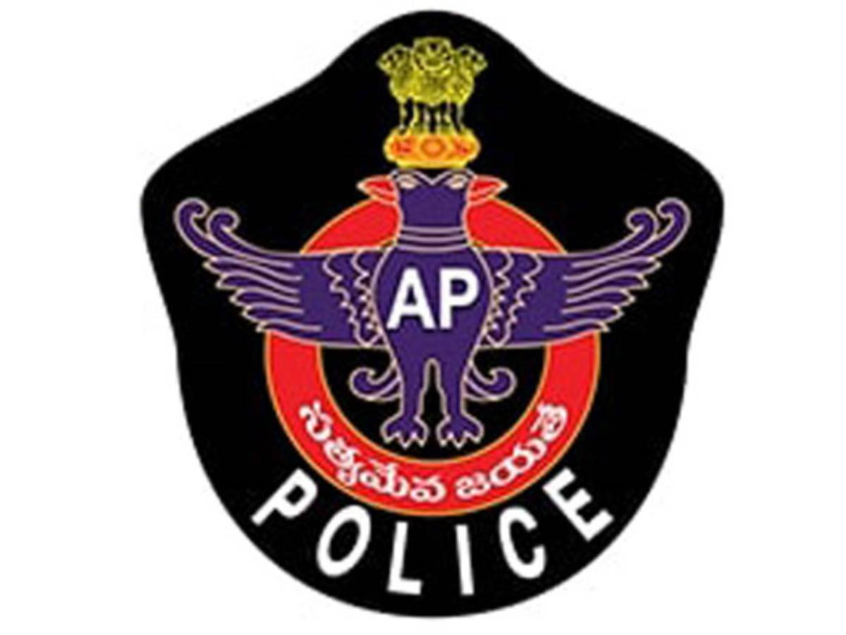 Andhra Pradesh police nabs seven for stealing motorcycles, using them to transport Cannabis