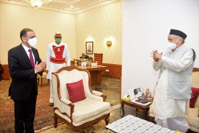 New UAE envoy in Mumbai meets Maha Governor