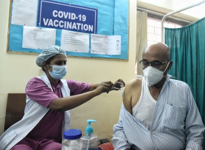 Odisha govt asks officials to vaccinate 1 lakh elderly persons everyday