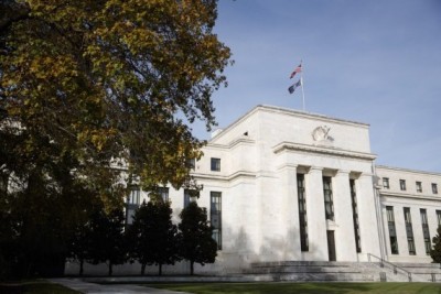 US Fed official urges patience on monetary policy
